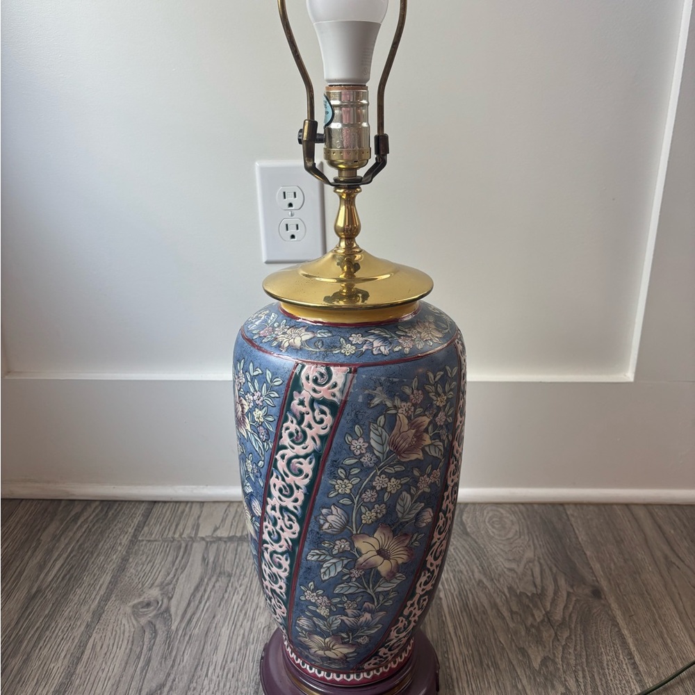 Elegant Floral Table Lamp with Blue and Gold Accents